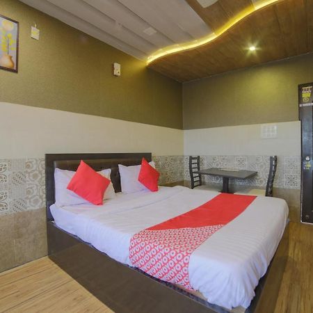 Oyo Flagship Hotel Chandani Rāipur Buitenkant foto