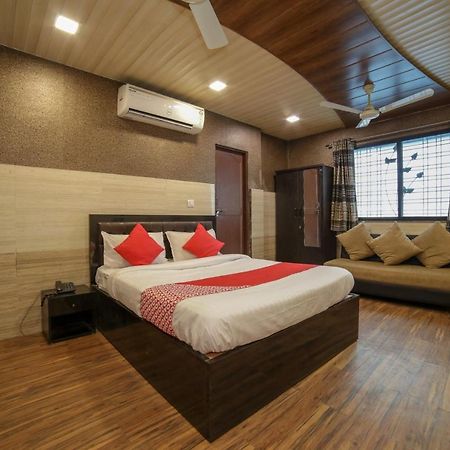Oyo Flagship Hotel Chandani Rāipur Buitenkant foto